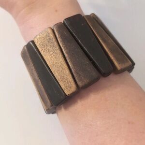 Chunky Brown and Tan Wood Beaded Stretch Bracelet
